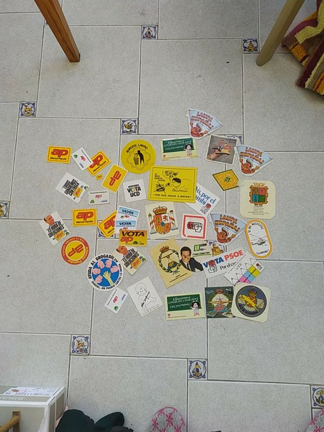 pegatinas de tema politico