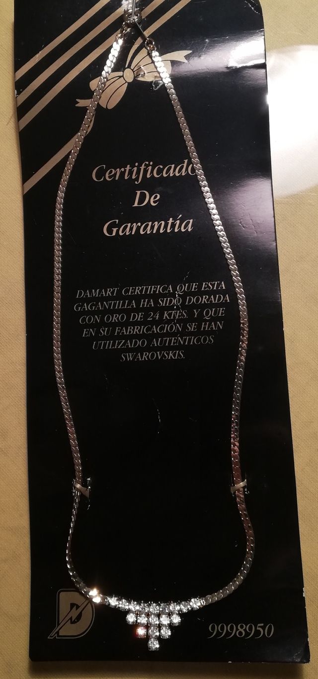 Gargantillas Swarovski y Baño de Oro.