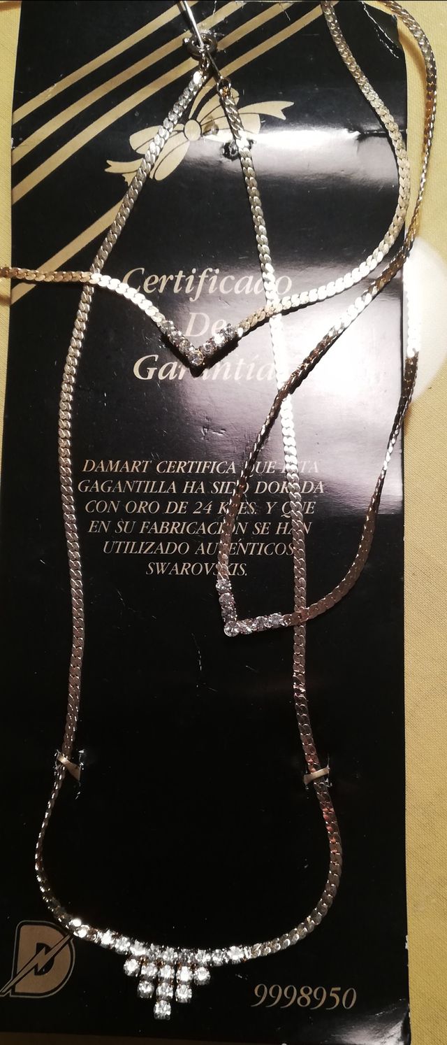 Gargantillas Swarovski y Baño de Oro.