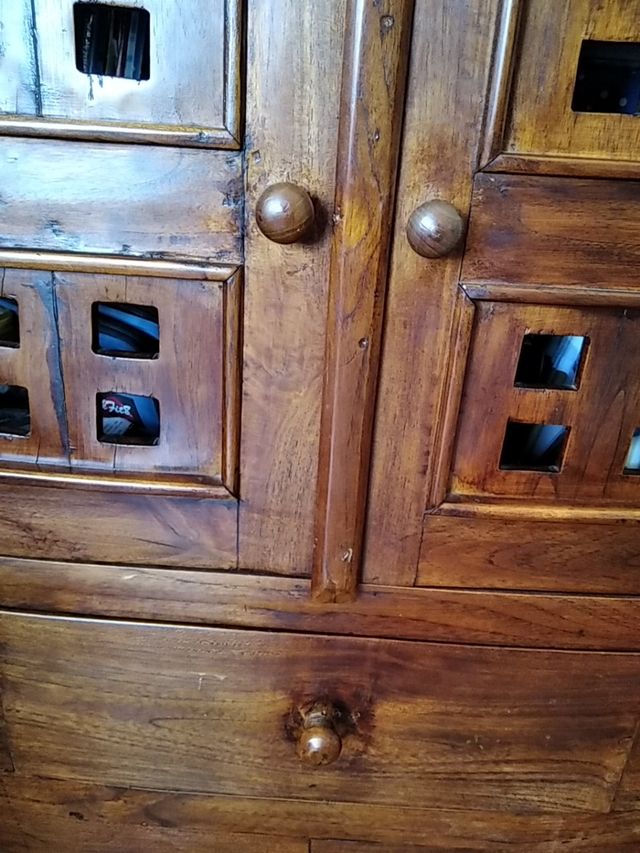 Mueble madera esquinero