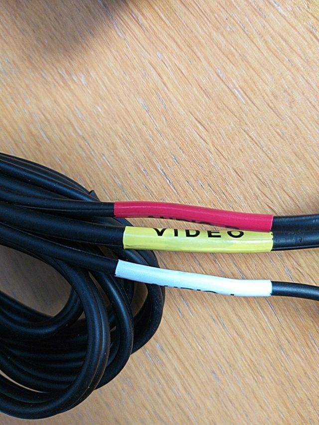 Cable adaptador a euroconector a 3 RCA