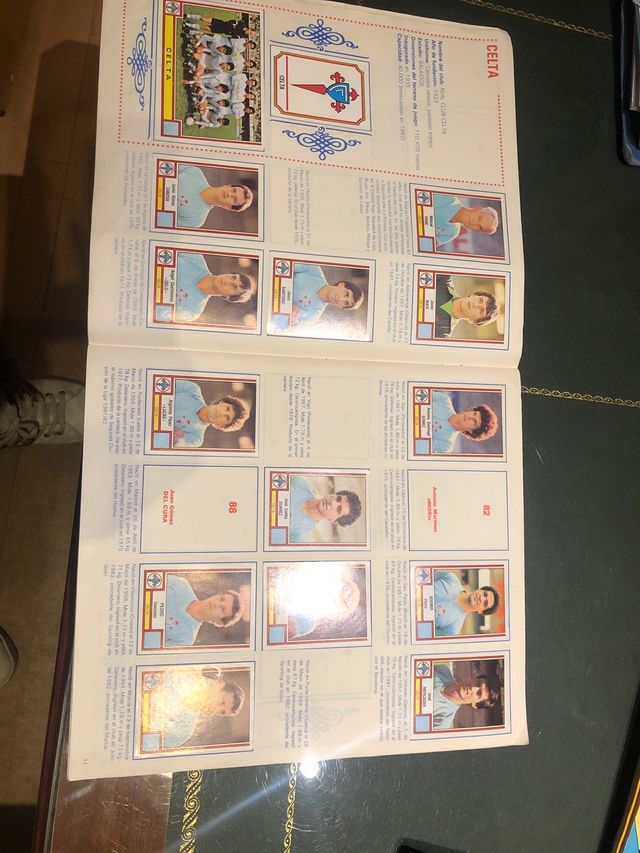 Álbum Fútbol 83 Panini semicompleto