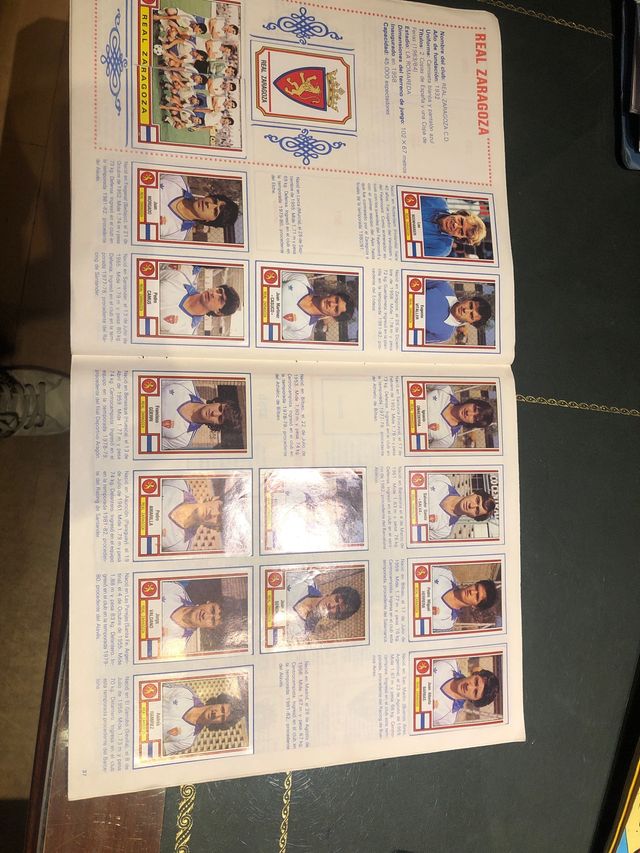 Álbum Fútbol 83 Panini semicompleto