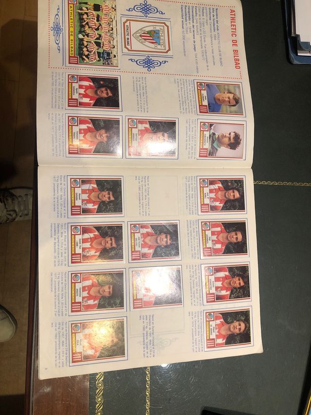 Álbum Fútbol 83 Panini semicompleto