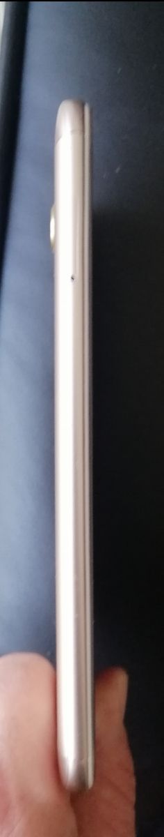 XIAOMI REDMI 5 PLUS + IN REGALO 3 COVER.