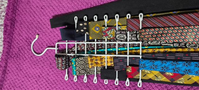 Lote de 49 corbatas como nuevas