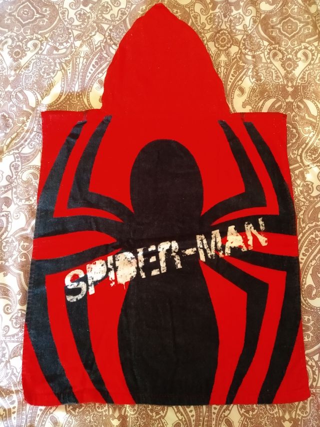 Poncho Spiderman