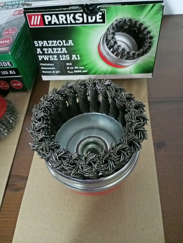 Cepillos taza amoladora