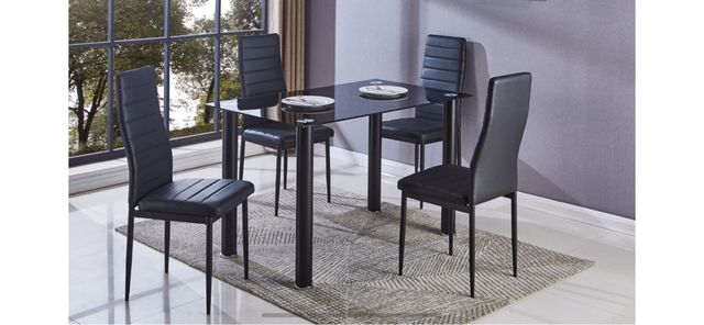 Mesa y 4 sillas disponibles en 3 colores