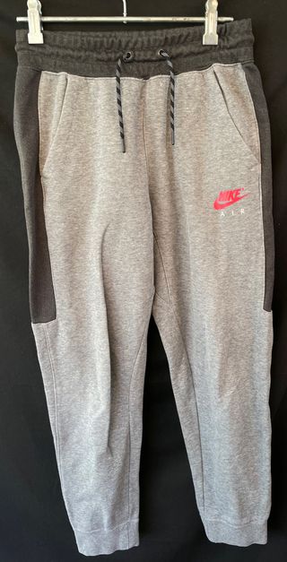 NIKE AIR pantalón chandal gris talla 13 15 años de segunda mano por 15 EUR  en Alicante en WALLAPOP