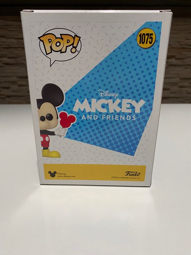 Funko Pop Mickey Mouse with Popsicle #1075
