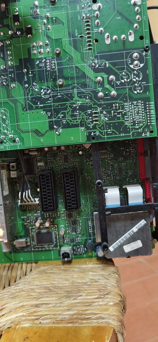 Beovision 1 chasis vertical Bang Olufsen