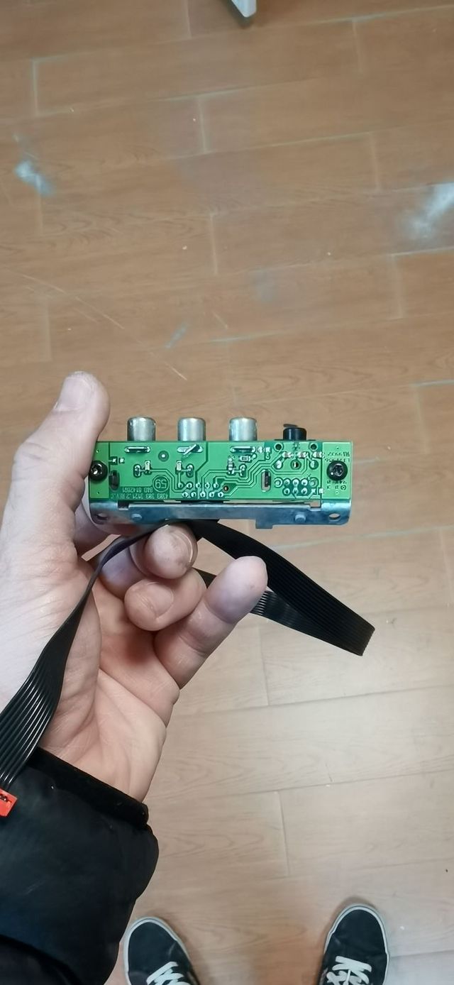 Beovision 1 RGB & S-Video aux Bang Olufsen