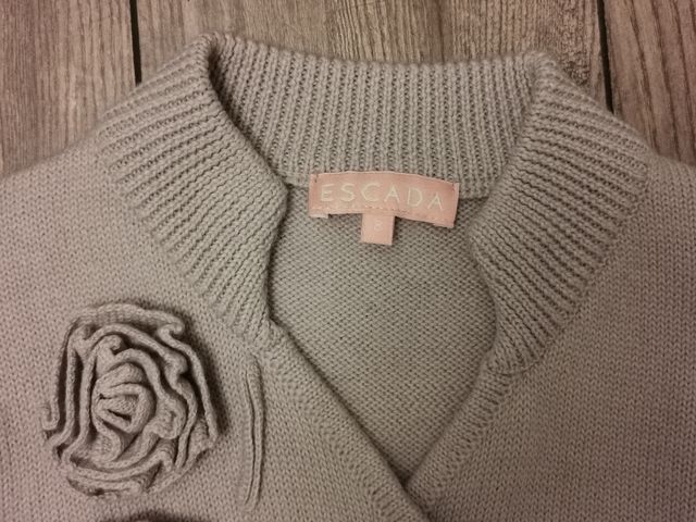 Bolero gris perla Escada Talla 8