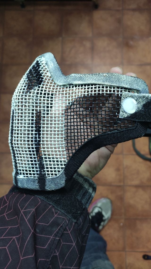 Mascara rejilla protección