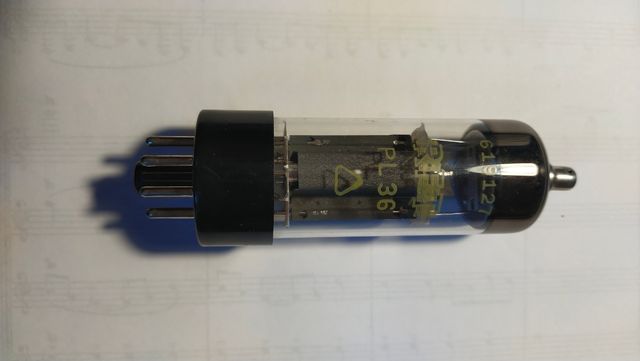 Válvula de vacío RFT PL36 nueva.