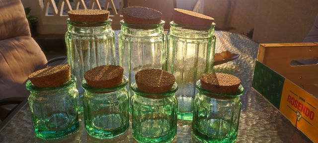 frascos de cristal con tapa de corcho