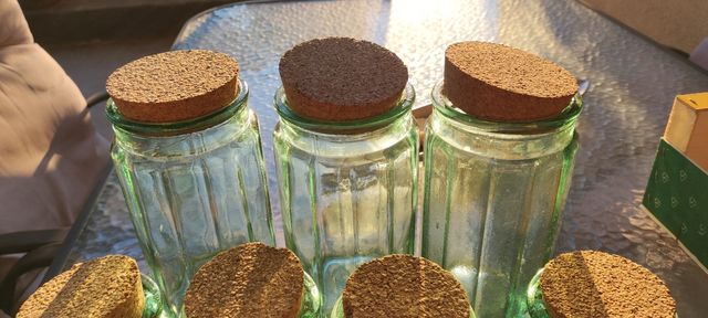 frascos de cristal con tapa de corcho