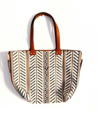 Bolso Parfois reversible. de segunda mano por 20 EUR en Madrid en WALLAPOP