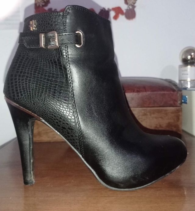 Bota corta mujer tacón