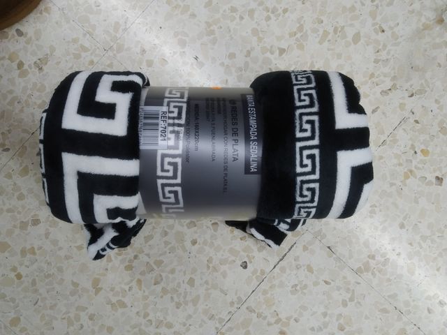 manta muy suave con brillo