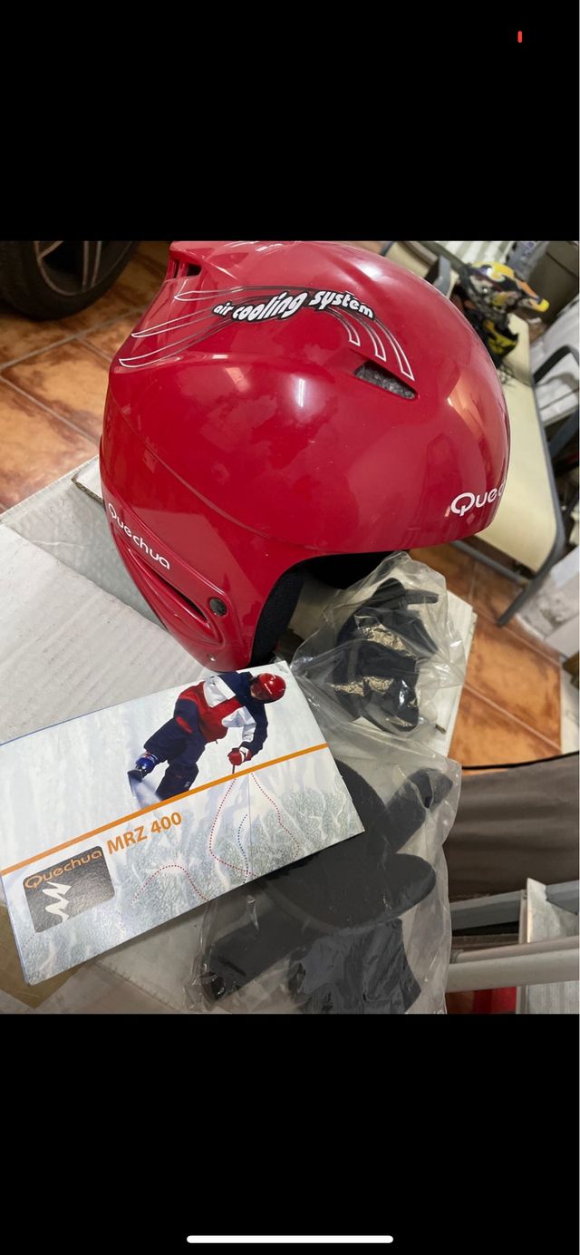 2 cascos quechua Esquiar