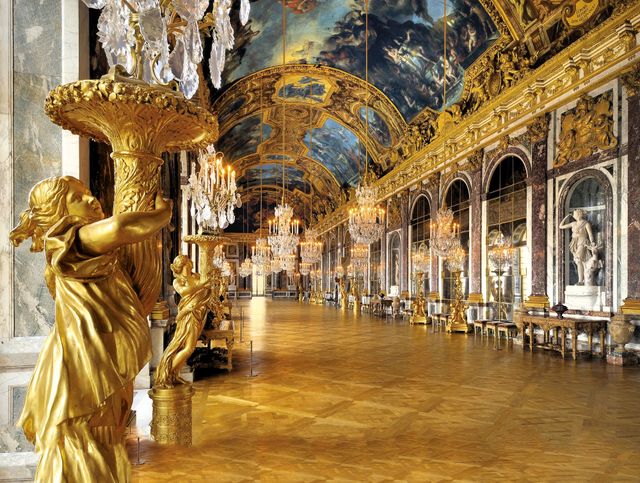 Candelabros y Reloj francés de bronce dorado antic