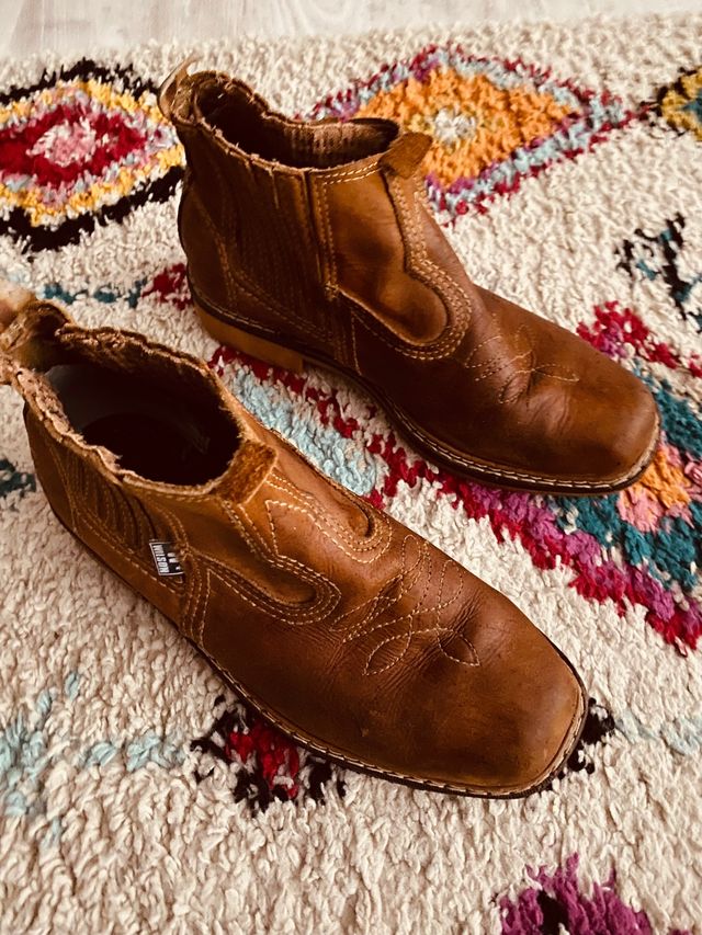 Botines cuero talla 39