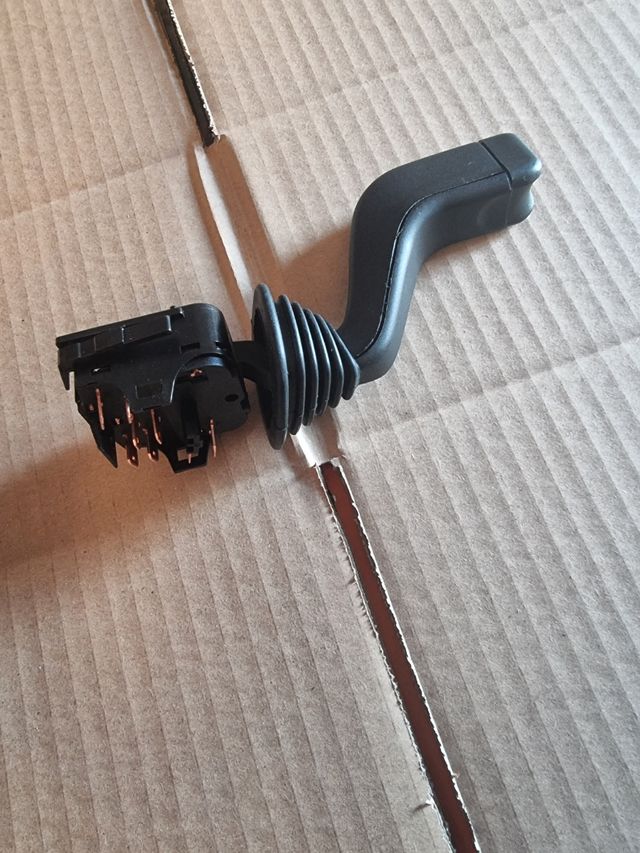 Interruptor limpiaparabrisas opel astra F