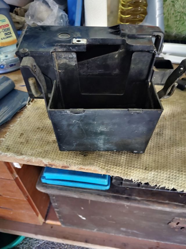 Portabatterie Honda Shadow vt750