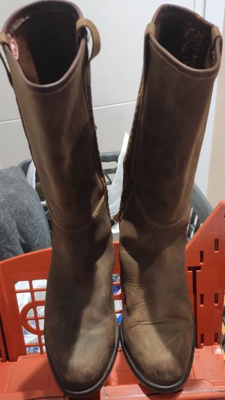 Botas camperas timothy de segunda mano por 50 EUR en Madrid en WALLAPOP