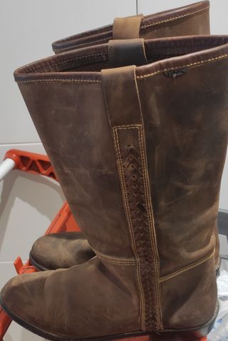Botas camperas timothy de segunda mano por 50 EUR en Madrid en WALLAPOP