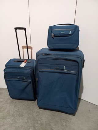 Conjunto Maletas Samsonite + Neceser de segunda mano por 60 EUR en Doña  Manuela en WALLAPOP