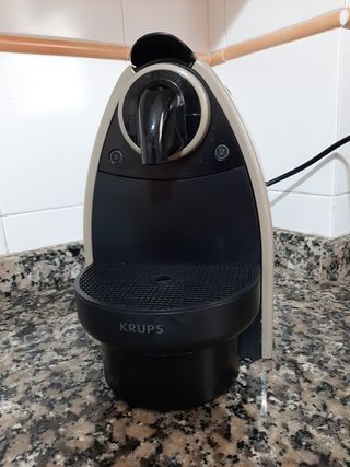 Krups XN 100510 Inissia Nespresso Red купить в интернет-магазине Эльдорадо  в Москве