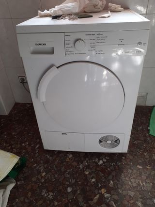 Secadora siemens de segunda mano por 60 EUR en Valencia en WALLAPOP