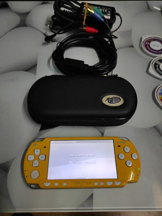 psp slim amarilla