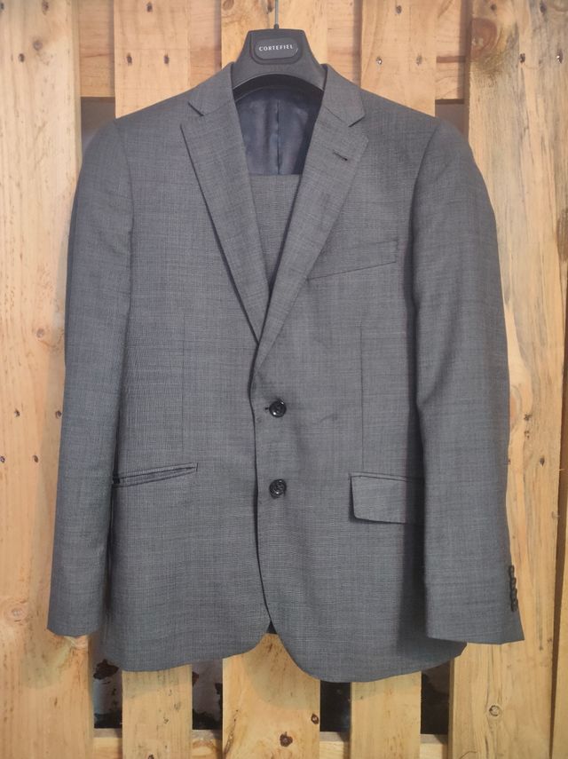 Traje Cortefiel talla s/m 46