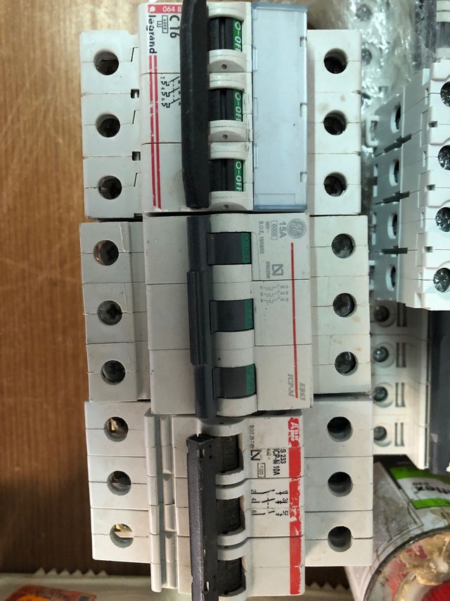 Magnetotermico y diferencial trifasicos