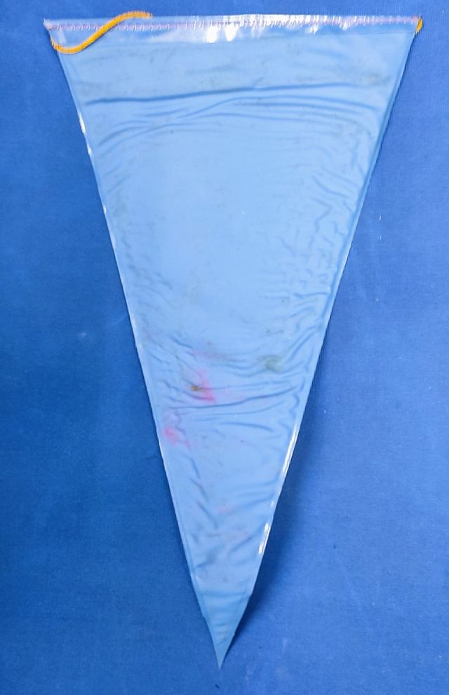 Banderín de Santa Cruz del Valle de los Caídos.