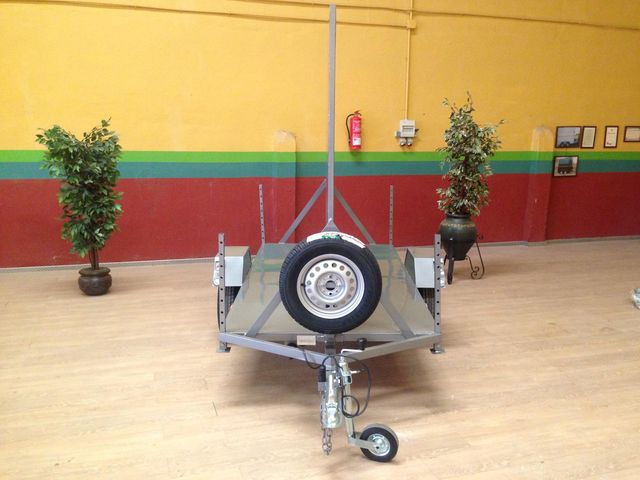 REMOLQUE PUBLICITARIO