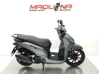 PEUGEOT BELVILLE 125 RS 2020 2635 kms. de segunda mano por 2.499 EUR en  Barcelona en WALLAPOP