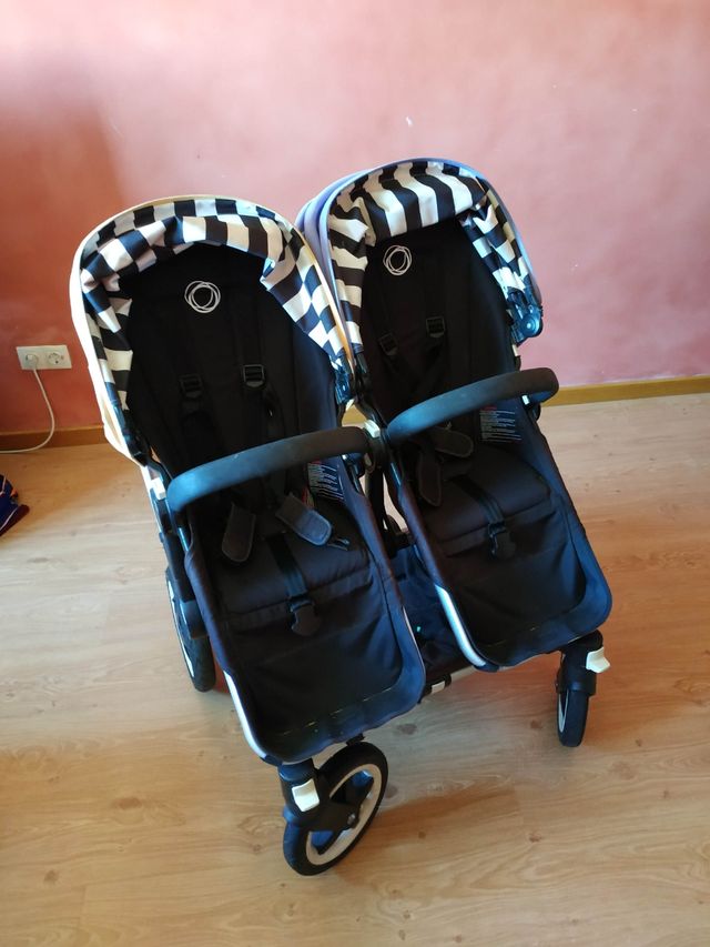 Bugaboo Donkey Duo gemelar (práctico y completo)