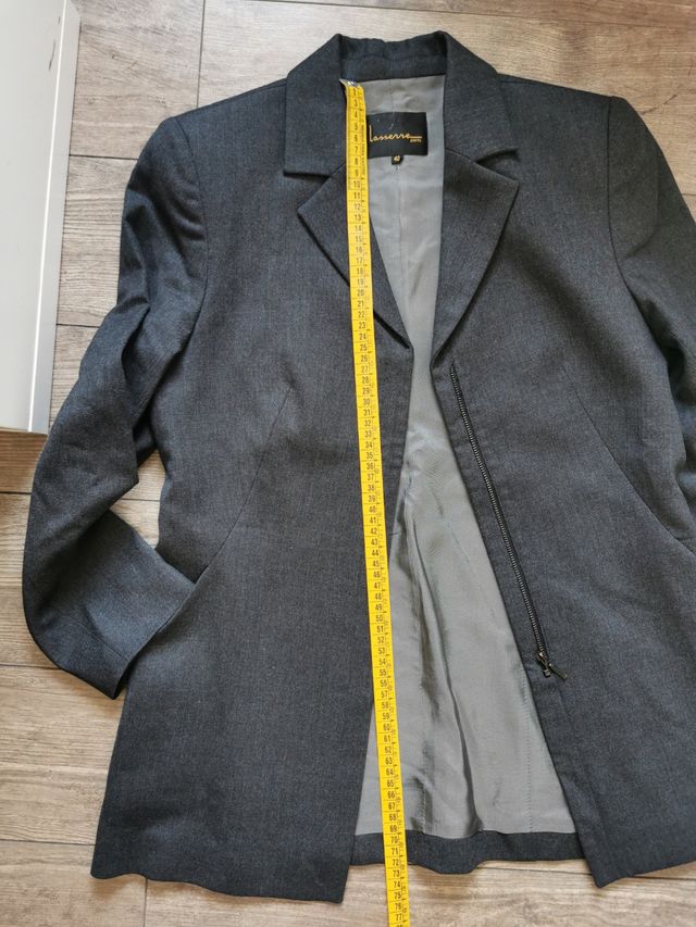 Americana "Levita" Laserre Talla 40