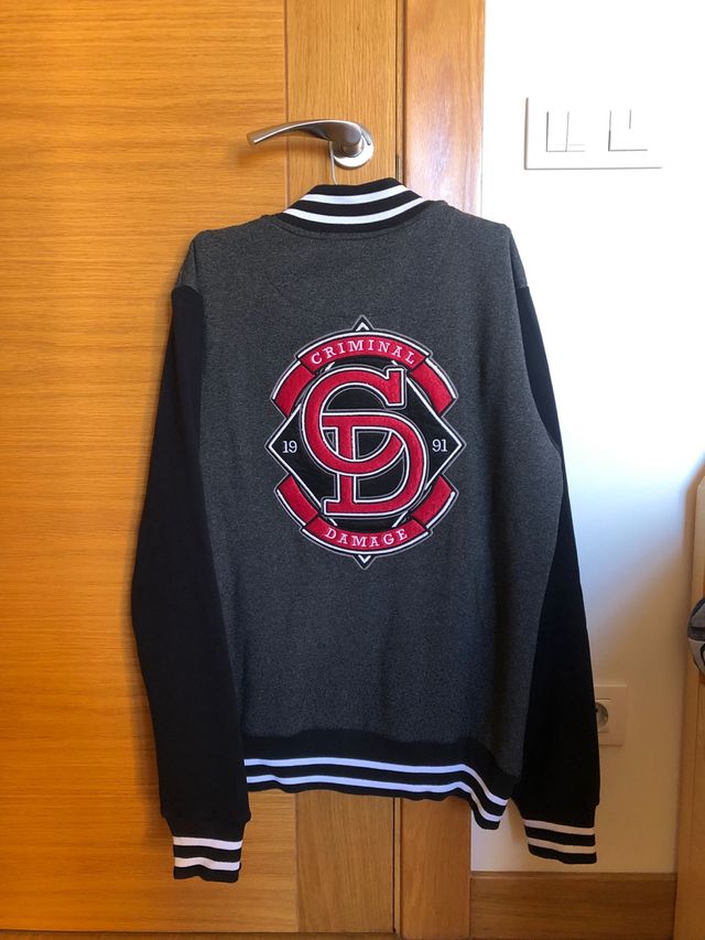 Sudadera Criminal Damage