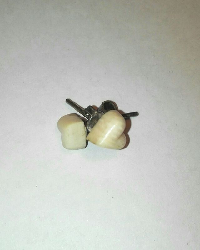 Lote de 9 pendientes + 1 colgante a juego