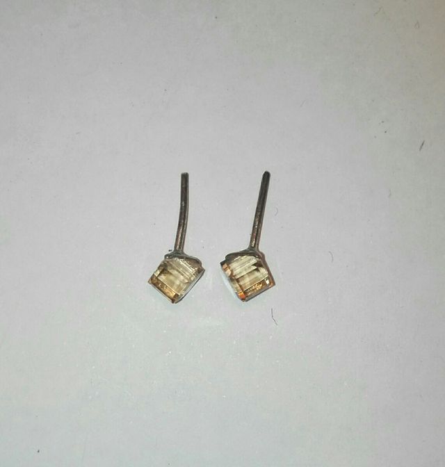 Lote de 9 pendientes + 1 colgante a juego