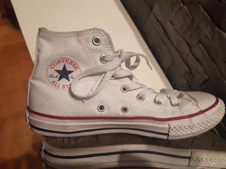 Bambas Converse blancas talla 36 de segunda mano por 40 EUR en Sabadell en  WALLAPOP