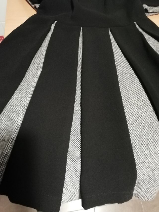 vestido negro y gris de vestir