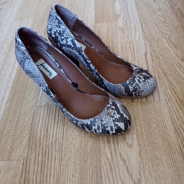 zapatos tacón Stradivarius