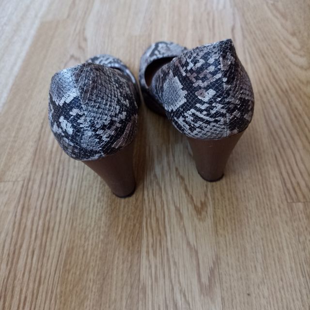 zapatos tacón Stradivarius